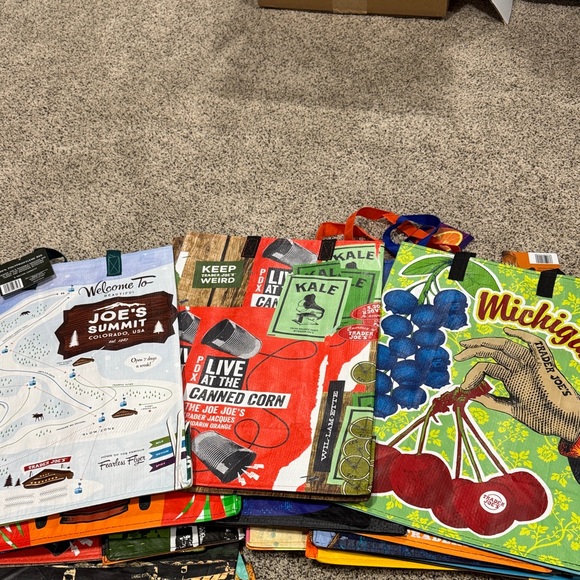 Trader Joe's Reusable Shopping Bags - Picture 4 of 7